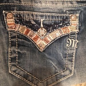 Miss Me distressed skinny jean